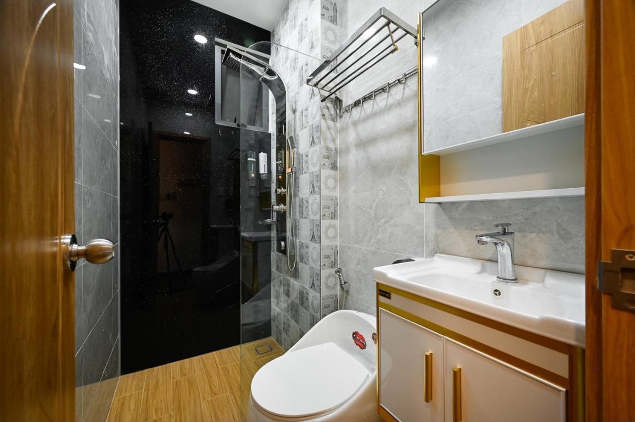 Lotus Airport Hotel Saigon Хошимін Екстер'єр фото
