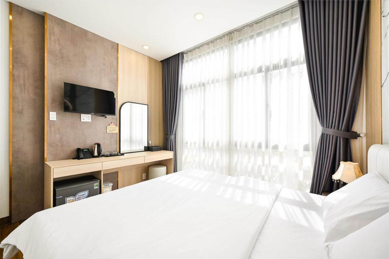 Lotus Airport Hotel Saigon Хошимін Екстер'єр фото