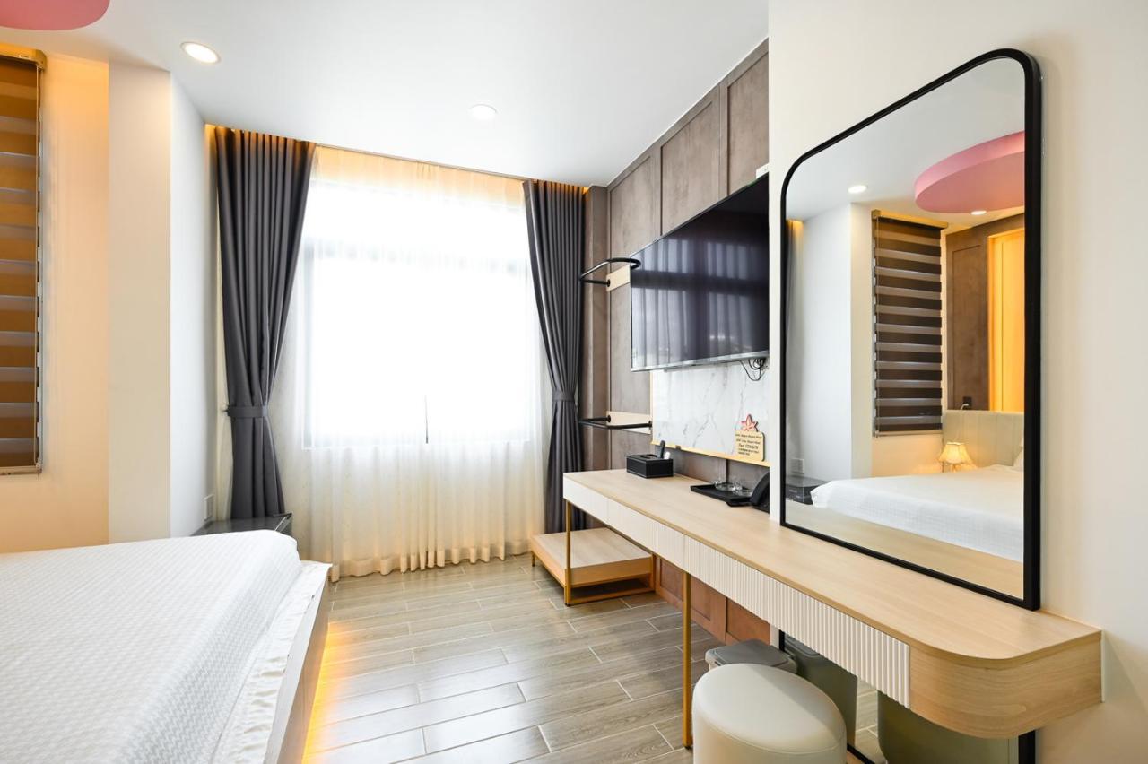 Lotus Airport Hotel Saigon Хошимін Екстер'єр фото